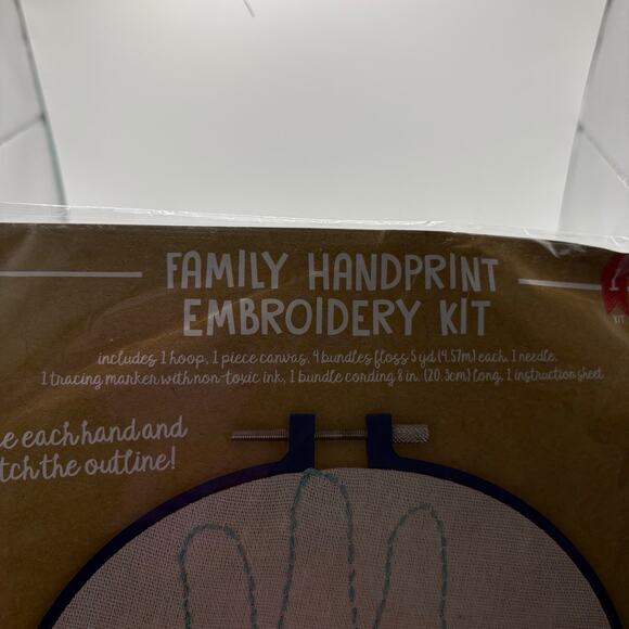 Family Handprint Embroidery Kit DIY Craft Set Hoop Canvas Thread Marker New Seal - Picture 4 of 5